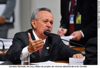 Reforma administrativa volta à CCJ após pedido de vista