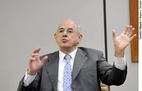 Nelson Jobim visita Sarney nesta terça para discutir novo pacto federativo