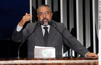 Paulo Paim debate uso da água e elogia iniciativas da ANA