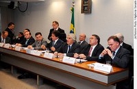 Governadores e Ministério da Fazenda divergem sobre incentivos fiscais a importados