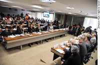 Senadores dizem que Congresso não pode ser omitir sobre mudança de regras de ICMS