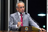 Cícero Lucena pede a deputados que votem projeto que prevê distribuição de medicamentos pelos Correios 