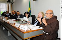 Constituição respalda políticas afirmativas, dizem debatedores sobre cotas em concursos