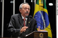 Benedito de Lira defende manutenção do horário da ‘Voz do Brasil’