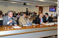 Comissão aprova projeto que consolida legislação sanitária animal e vegetal