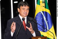 Wellington Dias lamenta mortes de Chico Anysio e Millôr Fernandes