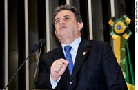 Moka elogia decisão de Dilma  de alterar regras da poupança