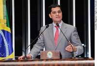 Ricardo Ferraço critica proposta que pode proibir isenção de ICMS sem autorização unânime do Confaz 