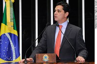 MP que prevê redução da tarifa de energia precisa ser aperfeiçoada, diz Ricardo Ferraço