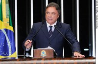 Alvaro Dias: oposição pedirá investigação para apurar envolvimento de Lula com o mensalão