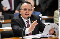 Pedro Taques: congelamento de bens de Cachoeira possibilitará ao Estado reaver dinheiro obtido ilegalmente