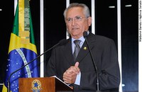 Tomás Correa pede regulamentação da lei que isenta material esportivo de tributação