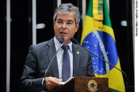 Jorge Viana comemora eleição de Marcus Alexandre para prefeito de Rio Branco