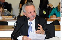 Vai a Plenário projeto que cria fundo de apoio à produção de caju