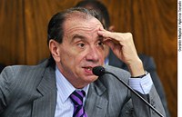 Senadores querem discutir irregularidades identificadas pelo TCU em 2011