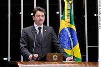 Sérgio Souza comemora aprovação de projeto que reduz dependência de fertilizantes importados