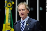 Casildo Maldaner destaca distorções do sistema eleitoral dos EUA