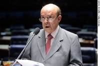 Dornelles: erro no projeto dos ‘royalties’ não é de redação e obriga a nova deliberação 