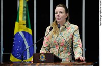 Vanessa Grazziotin alerta para prazo de votação do FPE