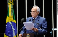Jarbas Vasconcelos comemora os 60 anos de fundação da ESPM