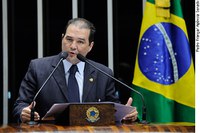 Eduardo Lopes critica liberação da compra de bebida alcoólica a partir dos 16 anos