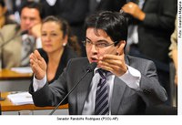 Parlamentares preparam representação ao MP e voto em separado na CPI do Cachoeira