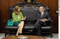 Promotores pedem a Sarney apoio a campanha nacional de combate à violência 