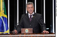 Consciência negra precisa ir além da data cívica, diz Rollemberg  