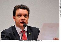 Em artigo, relator rebate críticas à condução das investigações da CPI  