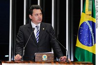 Sérgio Souza pede cessar-fogo imediato entre Israel e Hamas