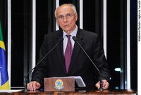 Suplicy pede a negros que lutem pela Renda Básica de Cidadania