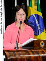 Ana Rita registra carta pública de bispos do Espírito Santo sobre violência no estado