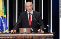 Eduardo Suplicy comemora trégua em conflito entre Israel e Hamas