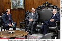 Para TCU, tributação da ajuda de custo a senadores deve ser resolvida pela Receita