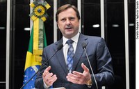 Acir Gurgacz destaca transição política na China