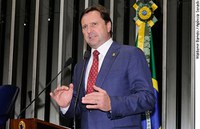 Acir Gurgacz defende prazo para regularização de terras em faixa de fronteira