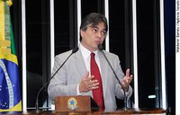 Cássio Cunha Lima pede que Dilma decrete situação de emergência no Nordeste