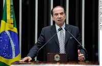 Aloysio Nunes diz que PT tem de reconhecer avanços de governos anteriores