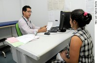 Comissão vota projeto que dá validade nacional a receitas médicas