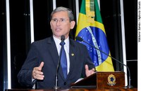 Paulo Davim elogia iniciativa do Ministério da Saúde para levar médicos ao interior