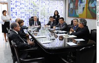 PEC prevê maior participação feminina no comando do Legislativo