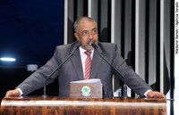 Paim pede que empresas paguem corretamente adicional a vigilantes