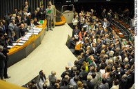 Com expectativa de derrubada, Congresso conclui votação de vetos à Lei dos Royalties