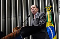 Aloysio Nunes diz que BNDES caminha para o precipício