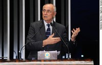 Suplicy elogia desocupação de terra indígena no MT