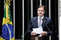 Acir Gurgacz cobra compensação para a Amazônia no pacto federativo