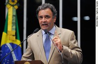 Aécio Neves aponta principais problemas da Petrobras