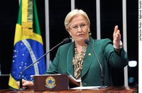 Ana Amélia condena tentativa de liberar bebida em estádios