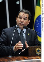 Eduardo Lopes volta a destacar decisão do STF que suspende Lei dos Royalties