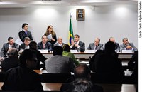 Governadores debatem no Senado a reforma do ICMS